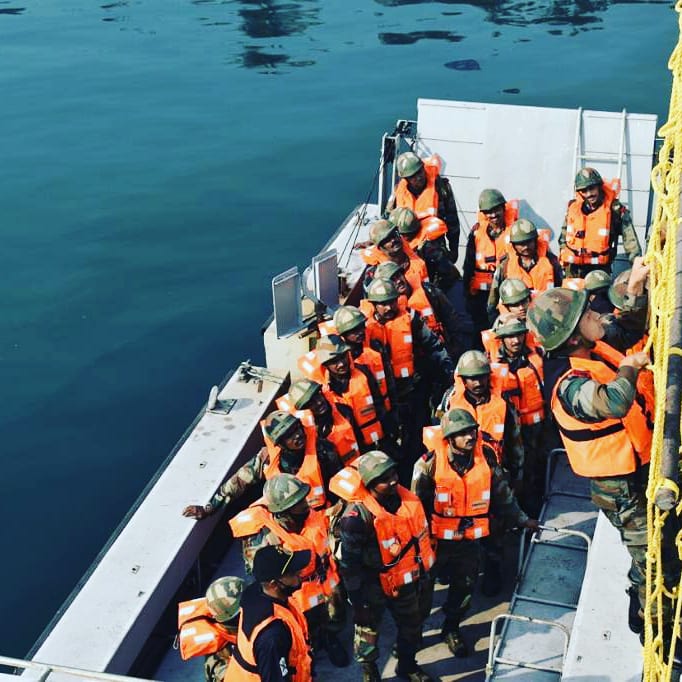IaSouthern's tweet photo. #SouthernCommandSadaTaiyyar
An Infantry Battalion Battle group conducts joint training with Indian Navy at Vishakapatnam ensuring operational readiness and validation of joint war fighting concepts.
@adgpi
@indiannavy
@IAF_MCC
@easterncomd https://t.co/Lo7Lcniq3V