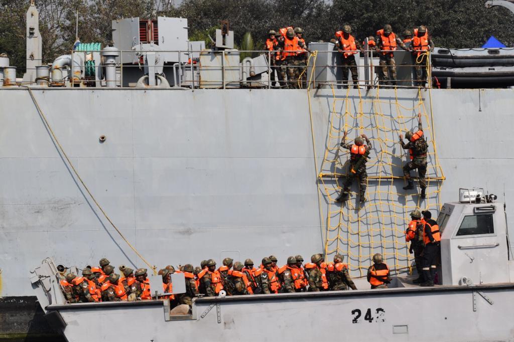 IaSouthern's tweet photo. #SouthernCommandSadaTaiyyar
An Infantry Battalion Battle group conducts joint training with Indian Navy at Vishakapatnam ensuring operational readiness and validation of joint war fighting concepts.
@adgpi
@indiannavy
@IAF_MCC
@easterncomd https://t.co/Lo7Lcniq3V