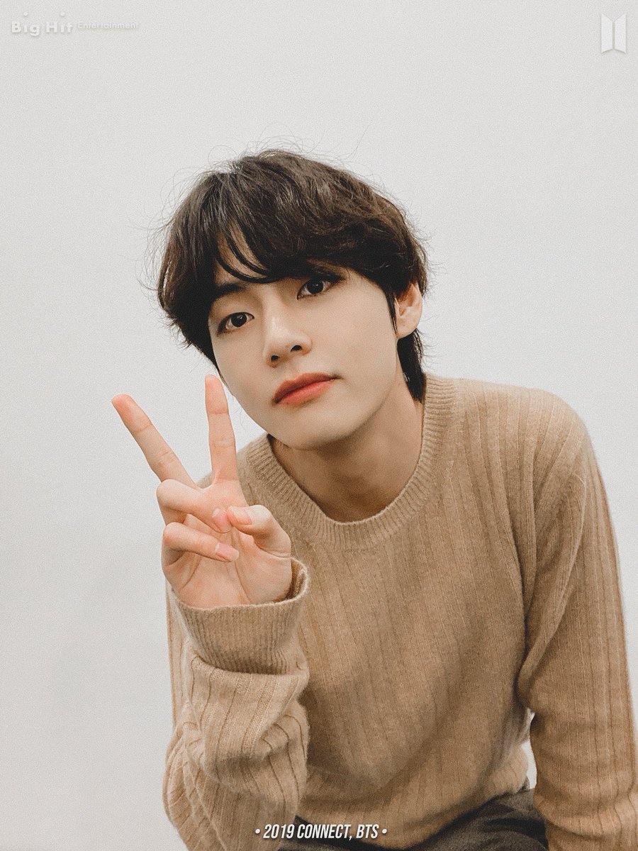 archivefortae's tweet photo. taehyung is truly the most beaubeautiful man i’ve ever seen ♡︎ https://t.co/rUKS5a3Gau