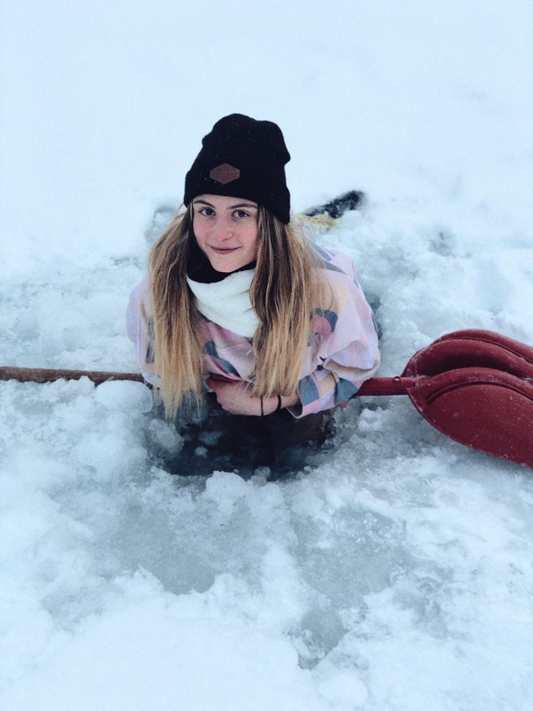#PlanèteBlanche #Snowboardcross Manon Petit-Lenoir va enfin commencer son hiver à Valmalenco : avant cela, elle revient sur le stage de Reiteralm et son lac gelé et sur sa joie d'apprendre que les Mondiaux sont repris en Suède. 🔽
nordicmag.info/planete-blanch…
📸 Manon Petit-Lenoir