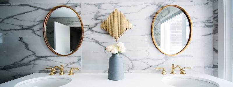 medfacials's tweet photo. It doesn't have to be #BlueMonday.  Treat yourself to a bit of 'Me' time with our Spa Day recommendations.
Even if it just means taking time out for a relaxing bath.  @IllustratedLiv have some gorgeous candles online to help make your day special.
https://t.co/UFbKryvuR8 #spaday https://t.co/TuWbHvhNgs