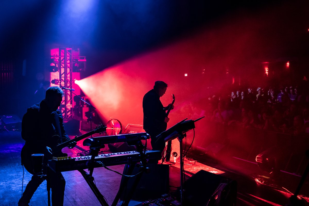 neworder's tweet photo. A year ago today we played the final night of our @FillmoreMB residency.

Listen to the setlist in our new Spotify playlist >> https://t.co/DHMIw3qzXV #NewOrderMiami https://t.co/UooMij1yil