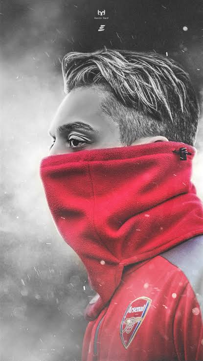 tomgunner14's tweet photo. I kind of agree with Martin Keown in that it is a great shame that Özil’s Arsenal career is coming to an end the way it is

He should be saying his goodbyes to a packed stadium and mass applause

Fans thanking for a great 7½ years at the club and bearing no grudge as he moves on https://t.co/HBzTkJeDxJ