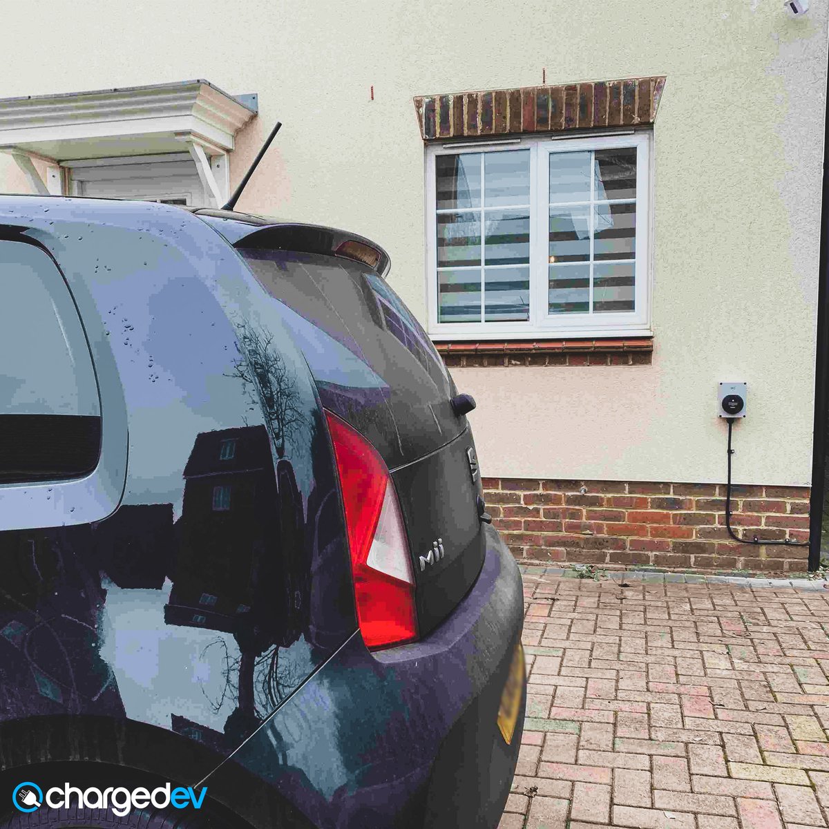chargedev's tweet photo. The #EOMiniPro is a perfect match for the #SeatMii ⚡️ https://t.co/Ie5OHOhRT1