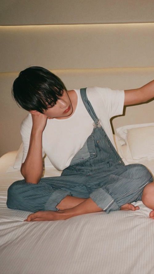 Taekook matching icon:A threadCr. Pinterest