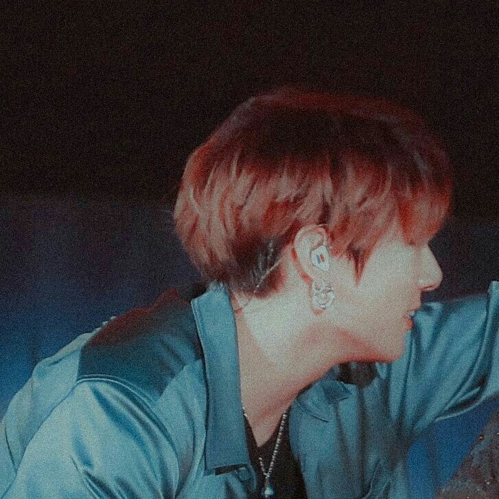 Taekook matching icon:A threadCr. Pinterest