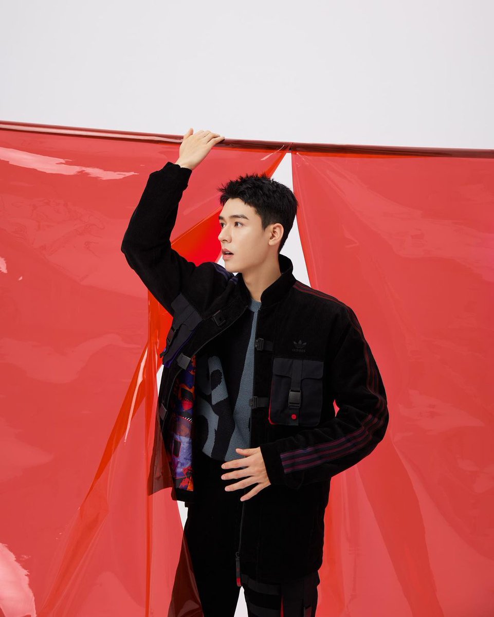 GongJun_IntlFan's tweet photo. #gongjun
#advancebravely
#uniquelady
#flavouritsyours
#theLoveEquations
#beginagain
#ataleofthewanderers 
#TheFlamingHeart

#龚俊 #龔俊 
#龚俊simon #龔俊Simon
#盛势 #盛勢 
#绝世千金
#看见味道的你
#致我们甜甜的小美满
#从结婚开始恋爱
#天涯客
#你好火焰蓝 https://t.co/oH9Ty4vlVe