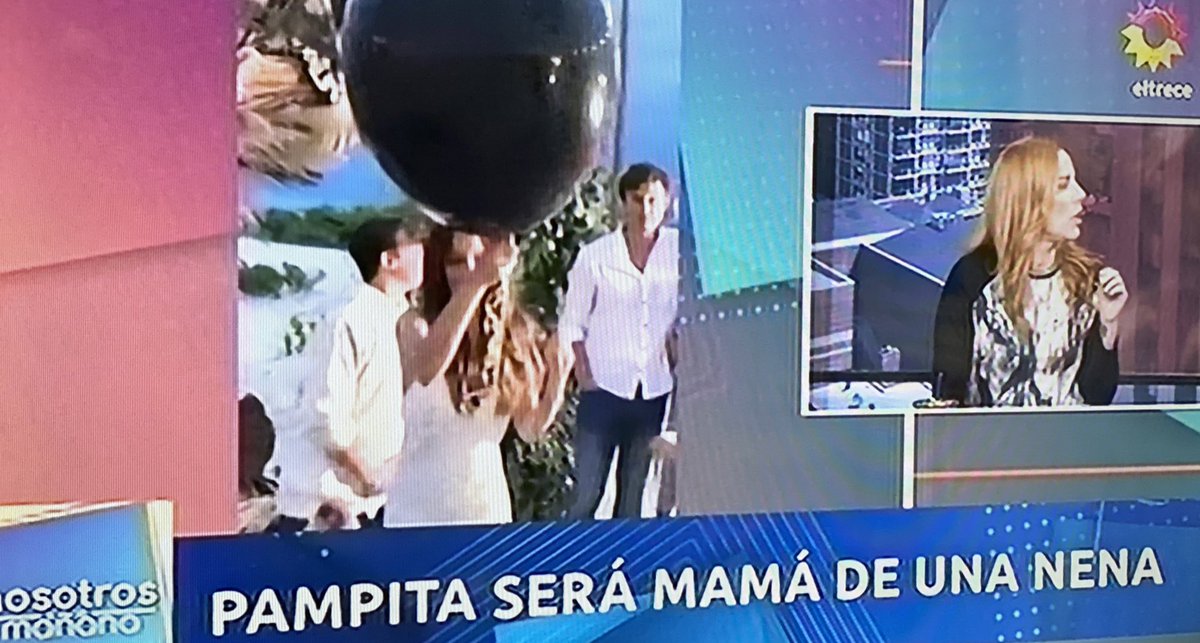 AngeldebritoOk's tweet image. Kampfer: “Pampita es la modelo número uno, la más convocada y querida por lejos”