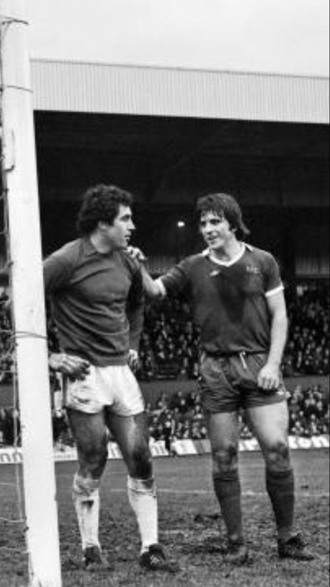 Anders_Limpar's tweet photo. Happy Birthday Bob 
70 today My Hero❤️❤️ https://t.co/ypU3g2b59a