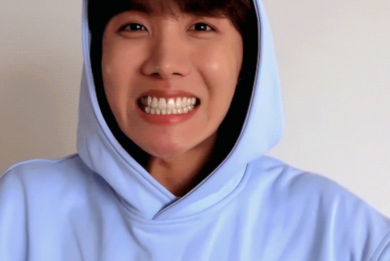 ~hobi makes sure there's enough love for everyone