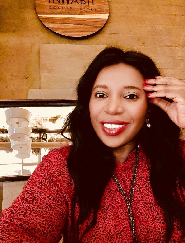 How my day started. How it’s going. ❤️ Love overflowing 💕Happy Birthday to me 💗 

Feeling BLESSED 💃🏽