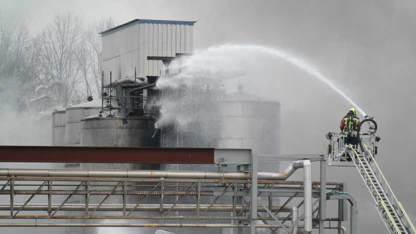 Grote brand in chemisch bedrijf Gouda.