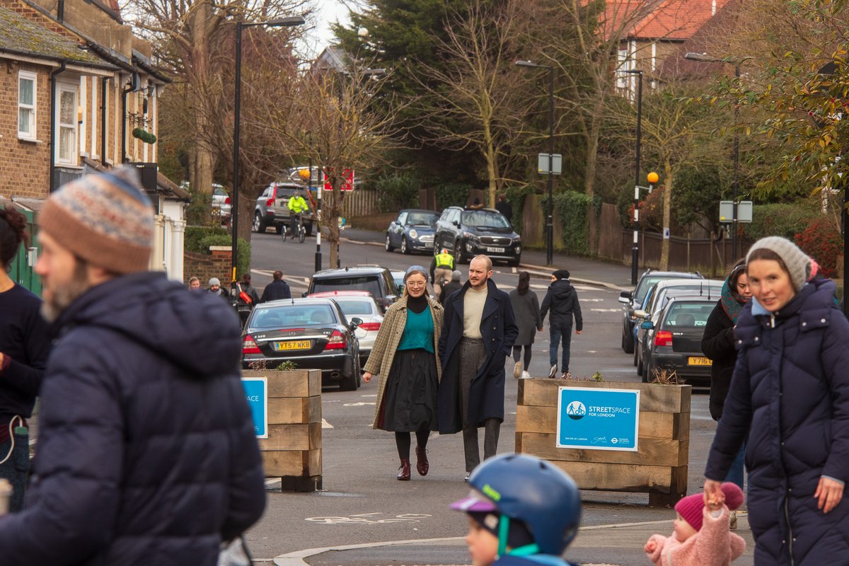 AndrewSeeds's tweet image. Be More Dulwich Square...