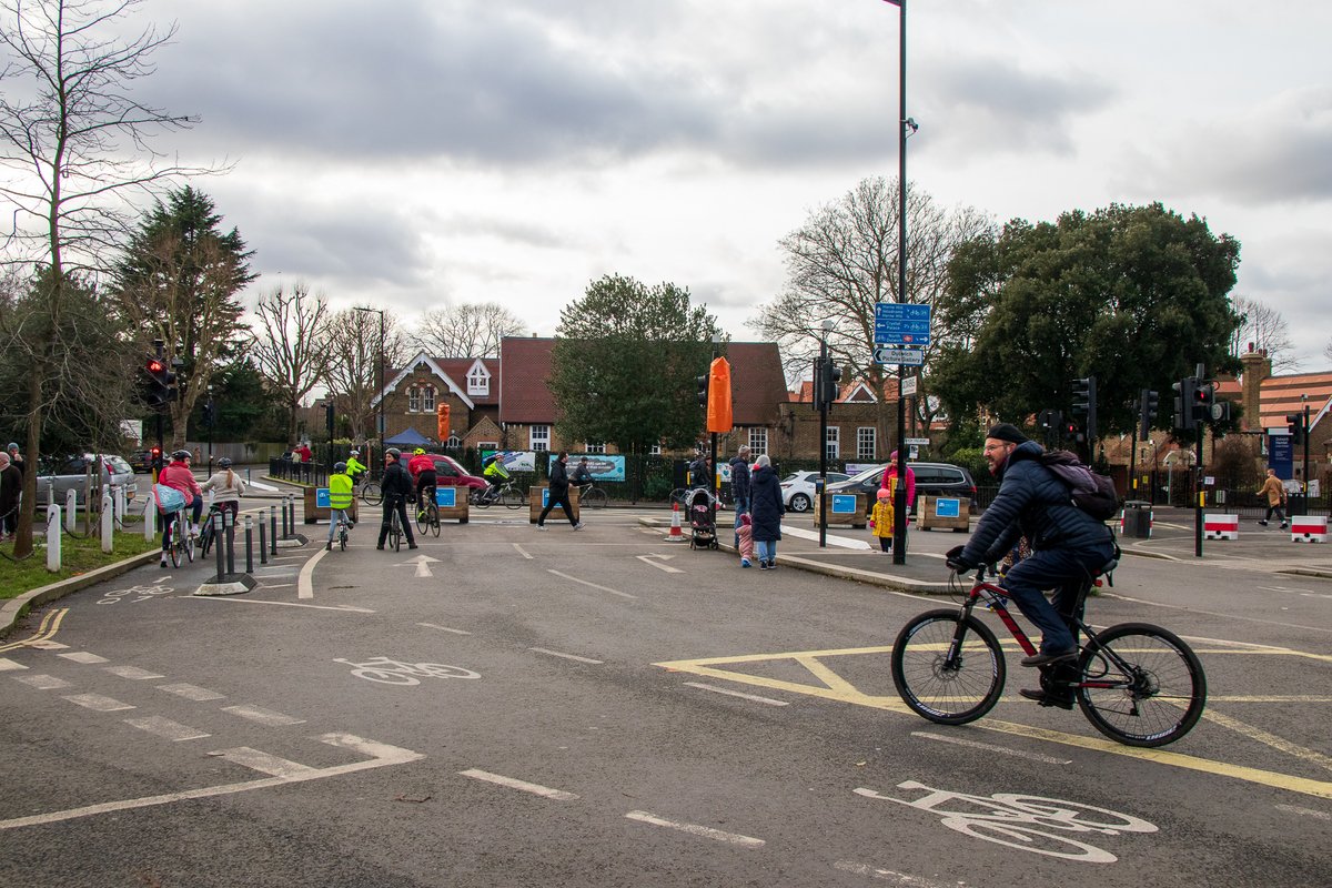 AndrewSeeds's tweet image. Be More Dulwich Square...