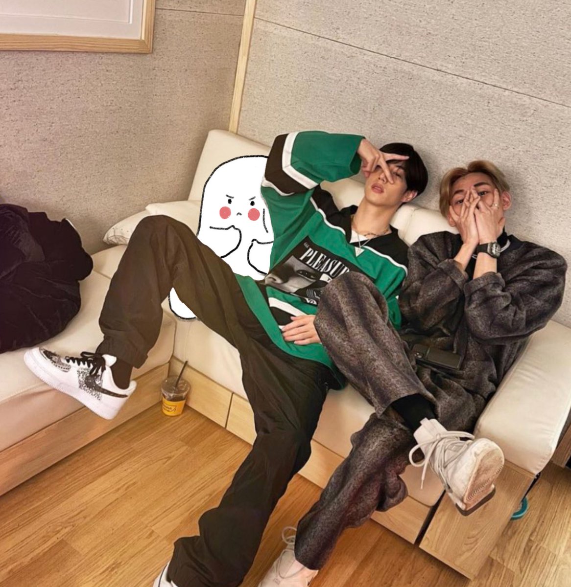 bbplscomeback's tweet photo. ลูปคู่อะไลไม่ใช่จะมีร้อบ พ่กเทออิดิบเลาออกใช่มะะ! https://t.co/0GfggILZrE