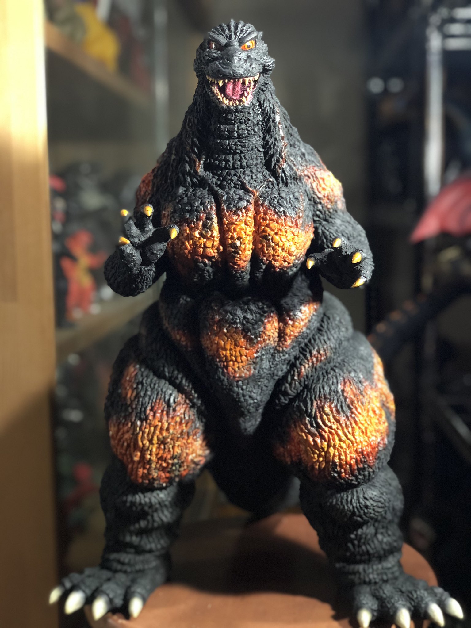 造型工房パオ　ゴジラ　(デスゴジ) レッドクリアレジンキット 造型工房パオ ゴジラ (デスゴジ) レッドクリアレジンキット 【公式通販】