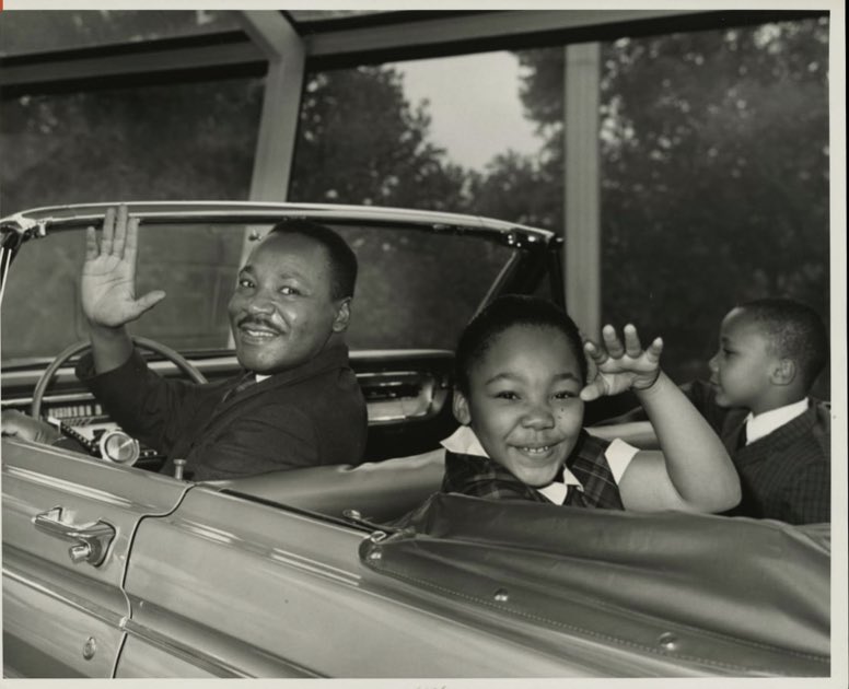 #MartinLutherKingJr & his children on the Magic Skyway at the #Ford pavilion during the 1964 #NewYorkWorldsFair #Disney #MartinLutherKingDay
