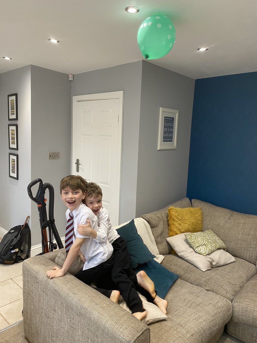 SELeadbetter's tweet photo. @TyntesfieldPR Quinn enjoyed his keepy-uppy challenge, and also learnt the magic sticky effect of static on balloons! https://t.co/g6eIdnGwL6