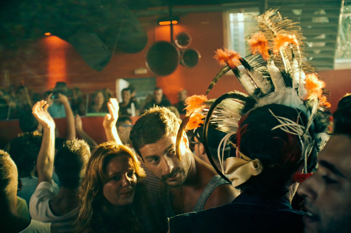 PAVILIONGRID's tweet photo. Circoloco 2011. A short story 1/2 https://t.co/ZtBzXRjUJY