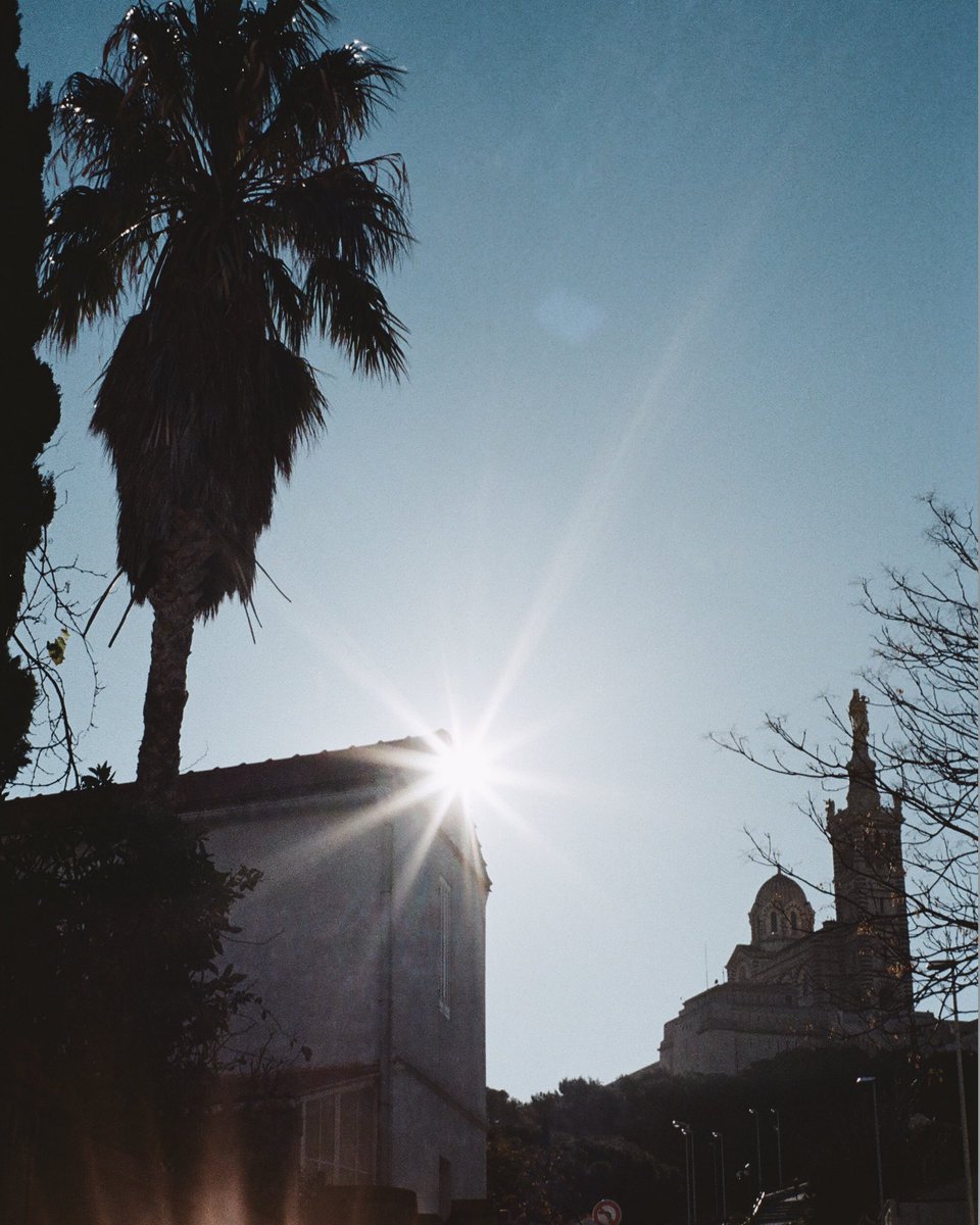 Ce que m’évoque le #BlueMonday 💙
Toutes ces photos sont prises à l’#argentique 🎞
#filmphotography #analog #marseille
