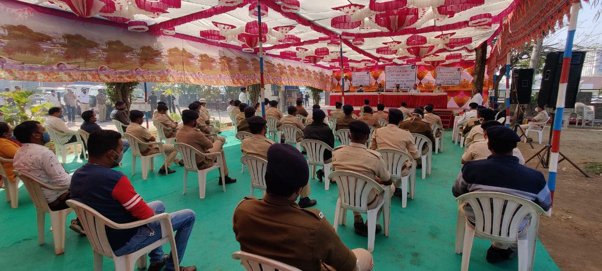 NavsariArto's tweet photo. 32st Road safety month opening ceremony is arranged by ARTO Navsari in coordination with police at ARTO office Navsari.@cotguj @CollectorNav @rmanjhu @SP_Navsari https://t.co/1sJIBLDZoO