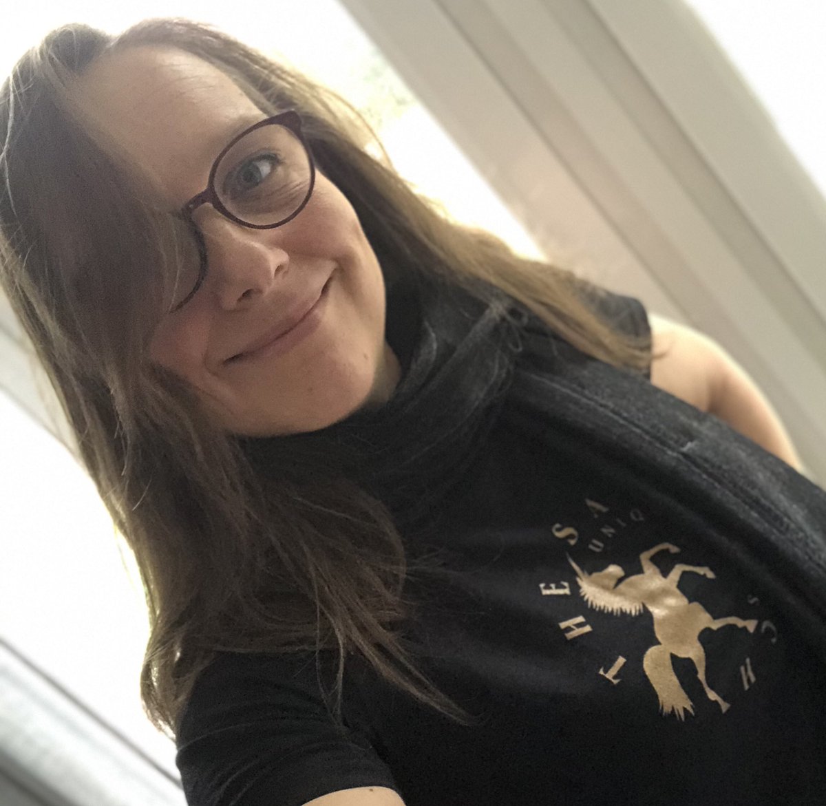 Eeeeeekk! Summer and winter in one great black box. Good way to start in the next lockdown week with a big smile. Thank you <a href="/SassenachSpirit/">Sassenach Spirits</a> and <a href="/SamHeughan/">Sam Heughan</a>!