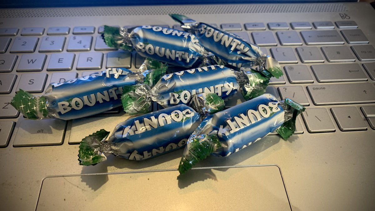 Képtalálatok a következőre: bounty chocolate on a laptop