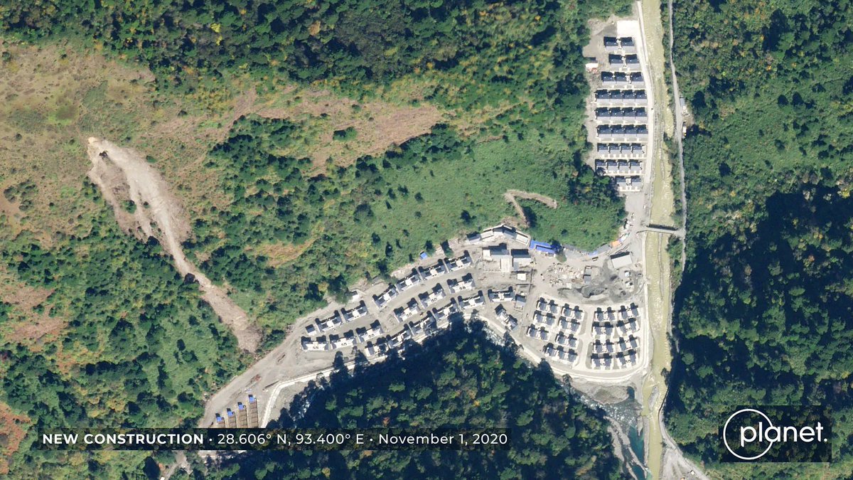 THREAD:A new  @ndtv report shows satellite imagery showing a village (2020扶贫村) constructed by China on the banks of the Tsari Chu ( https://www.ndtv.com/india-news/china-has-built-village-in-arunachal-pradesh-show-satellite-images-exclusive-2354154). It seems to be within Indian claimed territory, but before a Chinese installation that's been in place since before 2000
