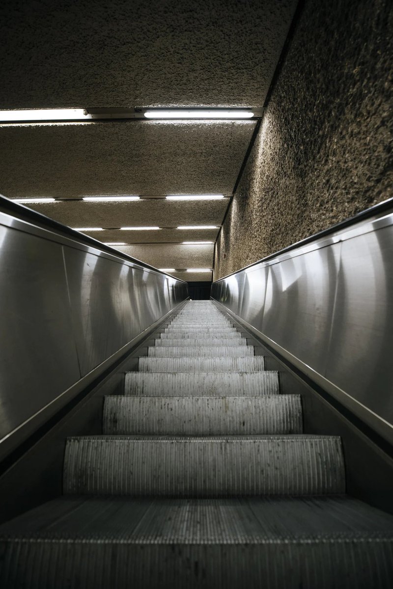 bentleybrian's tweet photo. 150k people will stand before the Living God today to give an account for their lives. Many are not ready. Have you prayed for them? #jesuschristislord #jesussaves #turnfromsin #pray #blm #alllivesmatter #socialjustice #future #mondaymorning #mondaythoughts 📸 @unsplash https://t.co/61xFL4wvwt