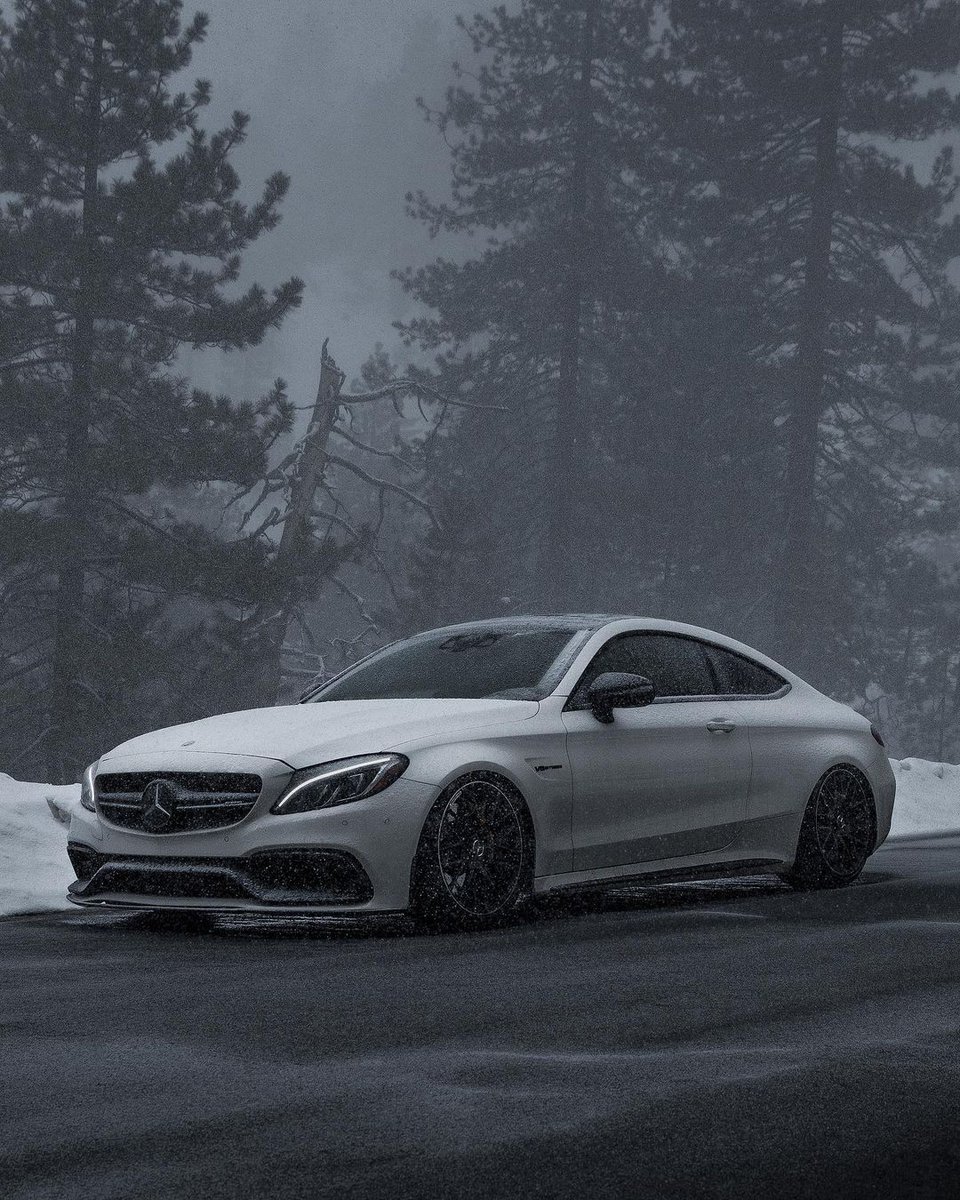 mbmaybachfans's tweet photo. Snow Beast: C205 C 63 AMG CoupΓ©
πΈ: @bornwithcamera
#mercedesbenz #mercedesamg #w205 #c63s #c63samg #c63 #c63amg #c63sestate #c63wagon #mercedesbenzmaybachfans #cclass #ccoupe #c43cabriolet #c43amg #c43coupe #c63cabriolet #c63scabriolet #4matic #w204 https://t.co/LQlsMQw5Gi