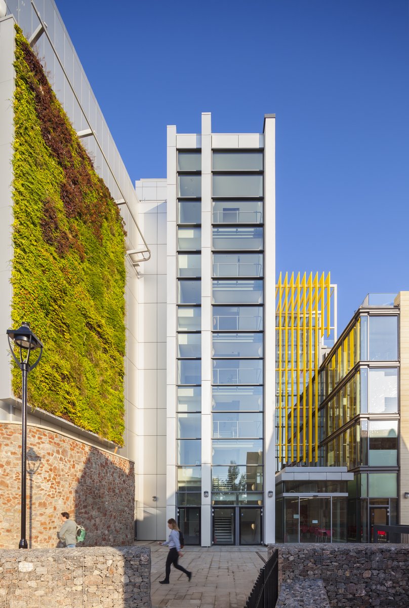 BristolBioSci's tweet photo. We are seeking to appoint three new academics at a level of either lecturer or senior lecturer!

The deadline is Sunday 24 January so remember get your application in by clicking the below link!

https://t.co/EqS4Q1l54z https://t.co/UCzxREQ3J1