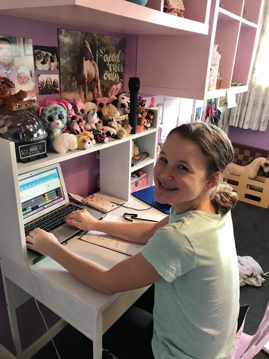 ⁦<a href="/O_SVA/">OrmistonSixVillages</a>⁩ Working hard Chloe 👍