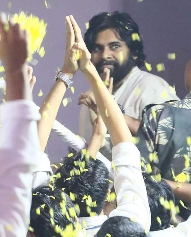 Compilation of janasenani pics **Thread** ------>>>>> (Offline pics) @PawanKalyan 
