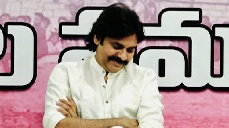 Compilation of janasenani pics **Thread** ------>>>>> (Offline pics) @PawanKalyan 