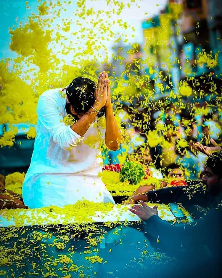 Compilation of janasenani pics **Thread** ------>>>>> (Offline pics) @PawanKalyan 