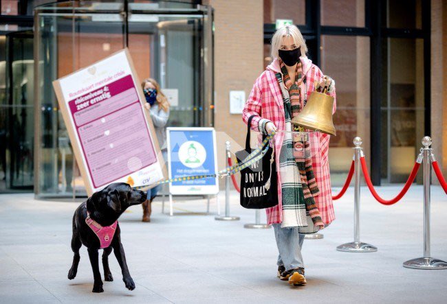 De mentale noodklok is geluid. Lijkt bijna alsof ik voorop een begrafenisstoet loop. Het pijnlijke is: dat is eigenlijk ook zo. De mentale crisis kost levens.