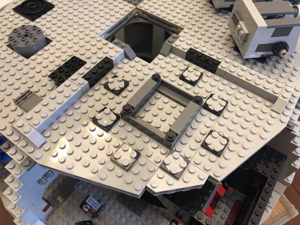 We have to build up the final wall sections. They’re not very high but there’s a lot of thin plates. When it’s done, this section gets a conference table, 7 chairs, and I guess two coffee stations?  #LEGO  