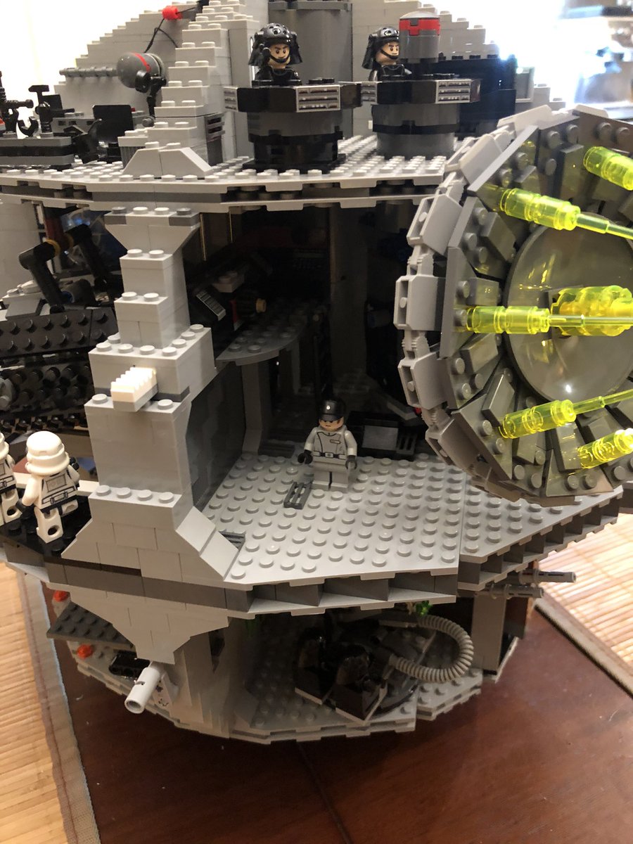 Ben disabling the tractor beam; Luke getting friendly with the dianoga in the trash compactorThe Soace Nazis about to blow up AlderaanHan and stormtroopers again; cargo bay underneath  #LEGO  