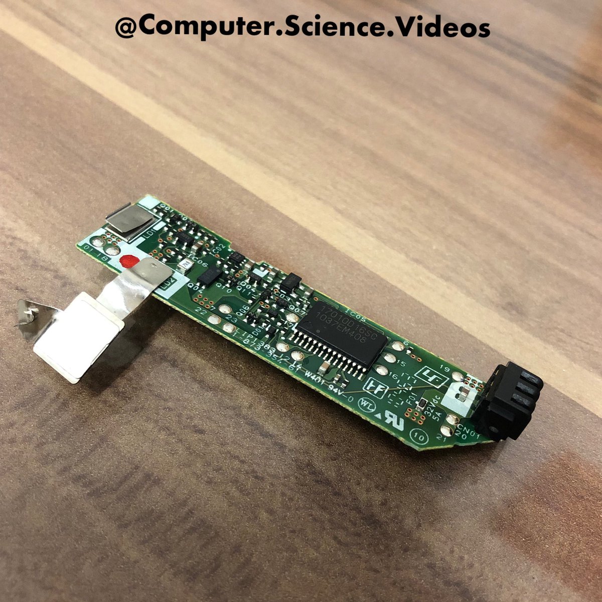 ComputerVideos's tweet photo. Powerful Technology works through circuit-boards! #ComputerScienceVideos #Circuitboard #ElectronicEngineering #ComputerScience2021 #SystemsAndControl
———
https://t.co/Xwv1773P6B
——— https://t.co/BcZqALZz4x