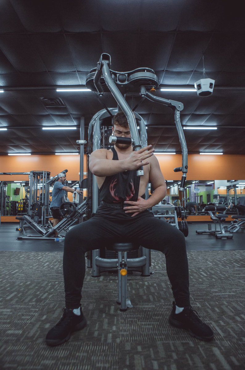 OffTheGlassGG's tweet photo. It’s Monday. New Week.

What are we improving on this week?

#OTGFit 🦾 https://t.co/JYAbUCT8Oz
