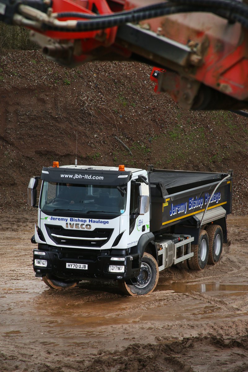 IVECOUK's tweet photo. PRESS RELEASE 📢 - IVECO Stralis X-WAY tips the balance for Jeremy Bishop Haulage

https://t.co/BFl4l9IxK0

@HendyGroup https://t.co/cHJcAhXMFg