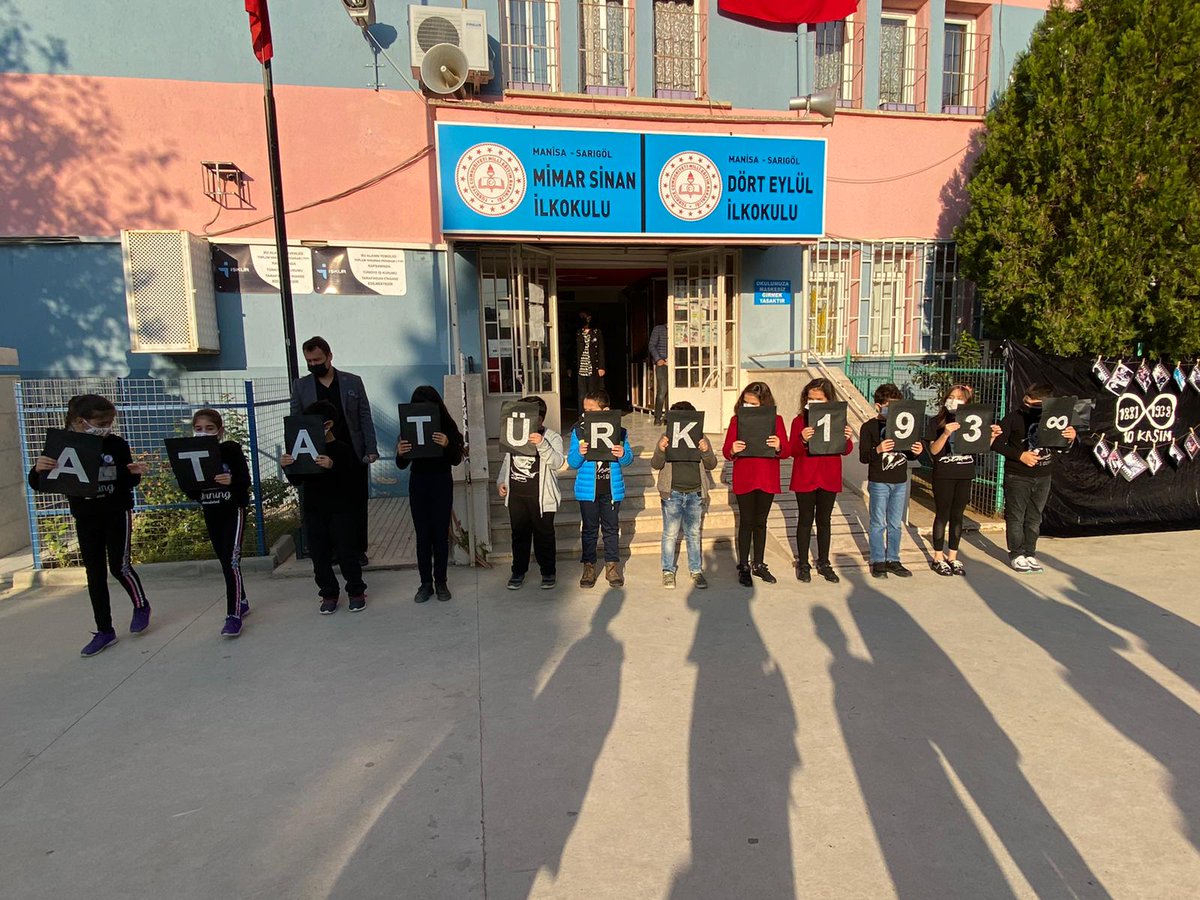 ilkokulu_mimar's tweet photo. 10 Kasım 
#sarigoldeegitim
 
@mdikici45

@tcmeb

@SarigolMEM

@ademcelik45

@il_mem_45

@ziyaselcuk

@EbAveyn

@ilkokulu_mimar https://t.co/ZYsAYhFQ4A