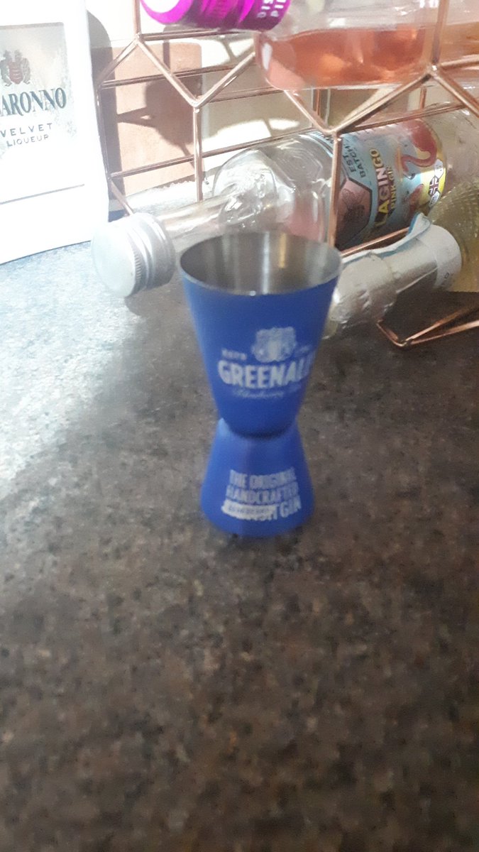 NatalieAnn2002's tweet image. Who the hell measures gin?!?! #Randomobject