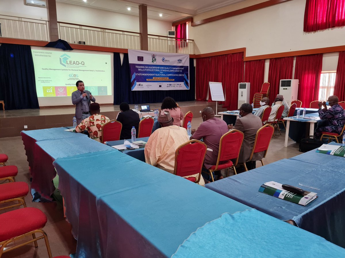 EU_SDGN's tweet photo. Jose Enrique, @ECESeu #LEADQ Expert accrediting facilitator, taking the introductory sessions, objectives of the training, agenda for the workshop, introduction to LEAD-Q and its terms and definitions at the training for SIECs
#EU4DemocracyNG
@EUinNigeria @YIAGA @PLACNG https://t.co/b73h4ugi7K