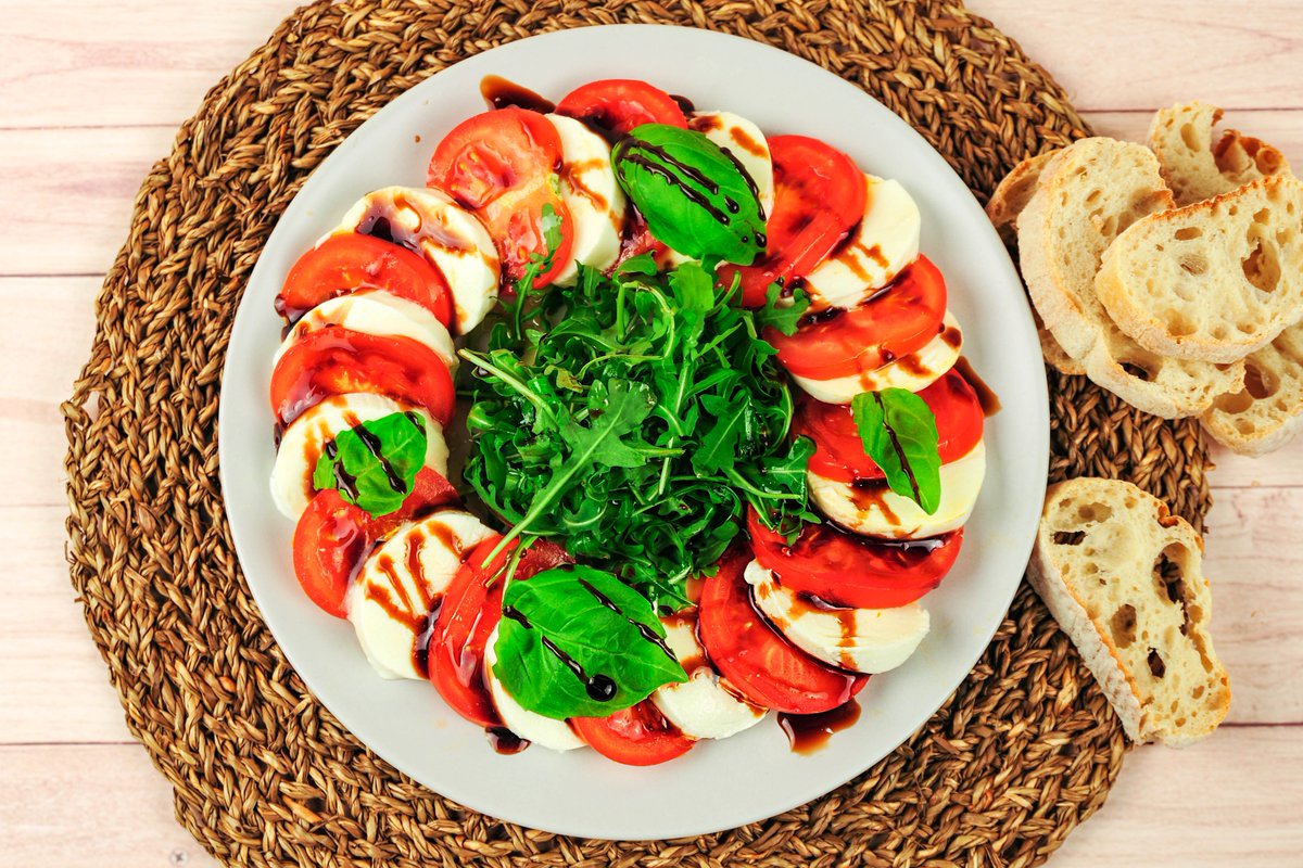 FoodGcl's tweet photo. We work with both Spanish and Italian oils as well as wine vinegars at various acidity levels.
Let us know what acidity you are looking for and we will do our best to source and supply it to you!
🧀🍅🍃

#foodsupplier #fooddistributer #gcl #foodservice #foodmanufacturer #cheese https://t.co/ThL70Kqtpq