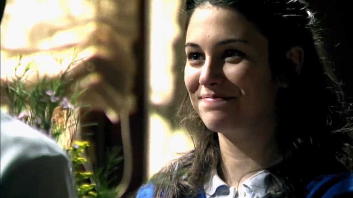 out of context el internado tweet media