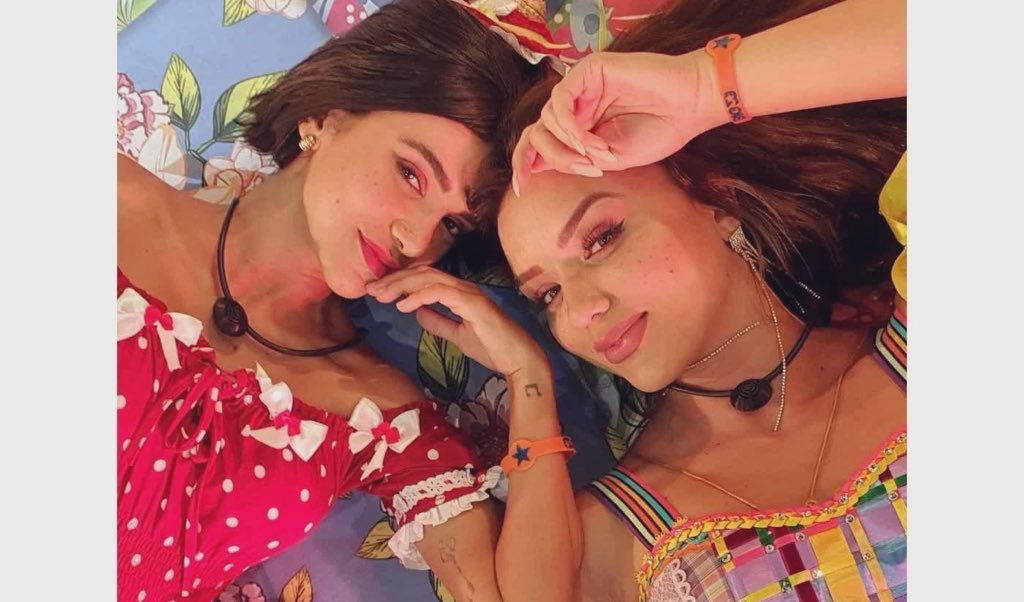 emerzou's tweet photo. DAS AMIZADES MAIS INTENSAS!
Qual dessas amizades você mais shippou?
#Annik, BBB16
#Pauriany, BBB19
#Gicella, BBB20
#Ranu, BBB20
#AquecimentoBBB21 https://t.co/SANkWFBN8H