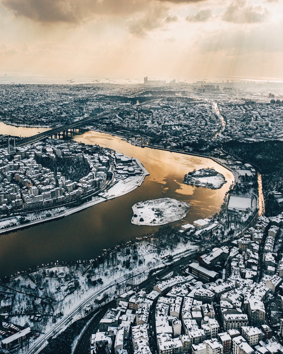 İstanbul💛Golden Horn🌨