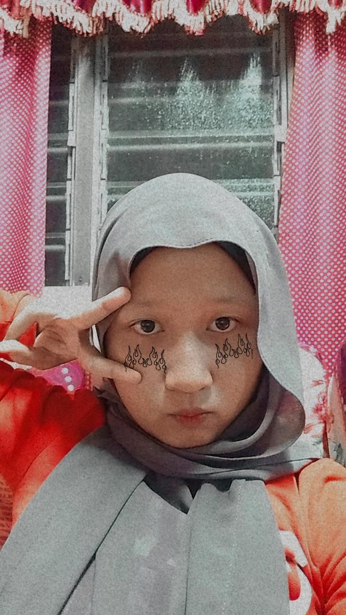 LilySuraya10's tweet photo. First picture♥
#haiguys👋🏻
#canwebefriend✨ https://t.co/eDIWpHzuO3