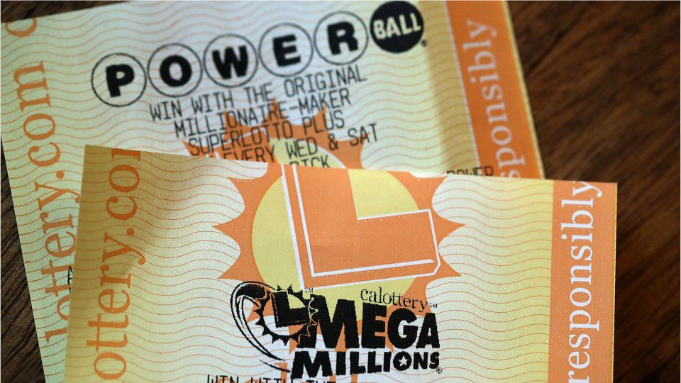 Still no winners: Powerball jackpot increases to $730M; Mega Millions jumps to $850M
 https://t.co/CQSq70WtBQ https://t.co/flNrXcyokB